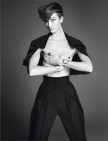 karlie_kloss_by_david_sims_for_vogue_paris_march_2014_6.png