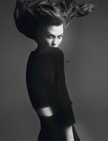 karlie_kloss_by_david_sims_for_vogue_paris_march_2014_10.png