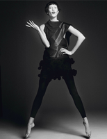 karlie_kloss_by_david_sims_for_vogue_paris_march_2014_12.png