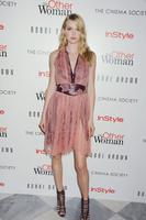 lindsay_ellingson_the_other_woman_premiere_in_nyc_10__1_.jpg