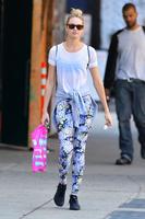 candice_swanepoel_out_and_about_in_new_york_0505__4_.jpg