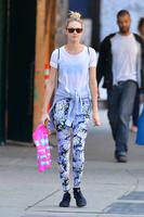 candice_swanepoel_out_and_about_in_new_york_0505.jpg