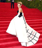 1399329565_sarah_jessica_parker_zoom.jpg