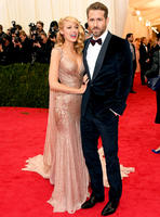 1399339853_488343969_blake_lively_ryan_reynolds_zoom.jpg