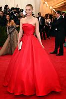 hbz_met_gala_2014_arizona_muse_lg.jpg