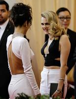Cara_Delevingne__Met_Gala_2014__01.jpg