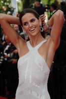 ABACA_448735_367.jpg