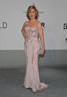 amfars_21st_cinema_against_aids_gala_presented_by_worldview_bold_films_and_bvlgari_red_carpet_arrivals_1.jpg