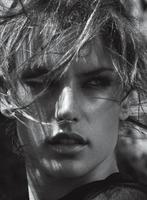 Alessandra_Ambrosio_Russh_August_Inside_05.jpg