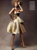 Kores_in_Gold_Dior.jpg