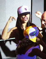 adriana_lima_likes_the_nightlife_4.jpg