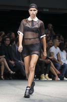 Adriana_Lima_2014_Givenchy_Show__10.jpg