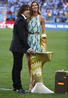 giseleb130714BZNImage003.jpg