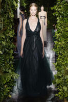 Valentino_Fall_2014_VVW8_XA1_za_x.jpg