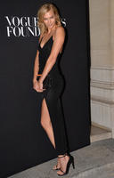 VN_Vogue_Paris_Founda_17_58.jpg