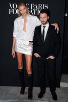anja_rubik_at_vogue_foundation_gala_july_2014_3.jpg