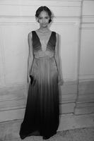 malaika_firth_vogue_10jul14_saskia_lawaks.jpg