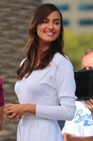 irina_shayk_appears_on_extra_to_promote_hercules_12.jpg