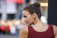 irina_shayk_hercules_premiere_in_los_angeles_6.jpg