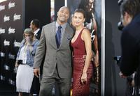 irina_shayk_hercules_premiere_in_los_angeles_8.jpg