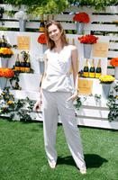 behati_prinsloo_at_veuve_clicquot_polo_classic_in_jersey_city_6.jpg
