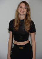 behati_prinsloo_narciso_rodriguez_bottletop_collection_pepsi_launch_in_new_york_city_4__1_.jpg