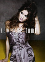 WTFSG_lanca_perfume_fw_2009_9.jpg