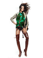 Izabel_Goulart_by_Gui_Paganini__Savage_Beauty___Elle_Brazil_September_2011__2.jpg