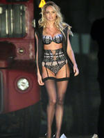 Candice_Swanepoel___Lingerie_Photoshoot_in_LA_04.jpg