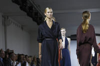 Jason_Wu_New_York_RTW_SS15_2090_1409924422_zoom.jpg