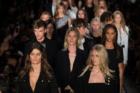 Versus_Spring_2015_Details_Nj6fMxUCt2zx.jpg