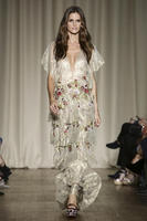 Marchesa_London_RTW_SS15_1683_1410641031_bigthumb.jpg