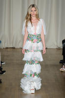 Marchesa_Spring_2015_iua271pbE6Bx.jpg
