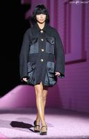 1585554_adriana_lima_lors_defile_marc_jacobs_950x0_3.jpg