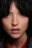 Marc_Jacobs_Spring_2015_Backstage_ZZON8TEys7Qx.jpg