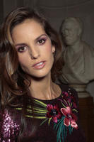 Matthew_Williamson_Spring_2015_Backstage_ZcB5mPS3FD2x.jpg