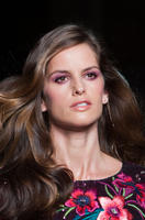 Matthew_Williamson_Spring_2015_Details_sczYH9jiNCzx.jpg