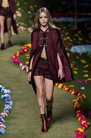 Tommy_Hilfiger_Spring_2015_ai_3b_Lt_Vb_QRx.jpg