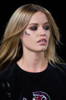 Tommy_Hilfiger_Spring_2015_Details_e7_Y6rp_P2yk_x.jpg