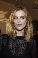 Emilio_Pucci_Fall_2014_Backstage_2X_BlRUfea1x.jpg