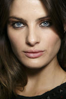 Emilio_Pucci_Fall_2014_Backstage_s_kES8x_U_bx.jpg