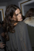 Emilio_Pucci_Fall_2014_Backstage_RihH9E_mgCQx.jpg