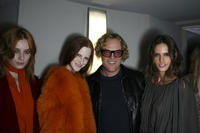 Emilio_Pucci_Fall_2014_Backstage_tIfLRQHPdgyx.jpg