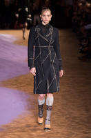 Prada_Spring_2015_i0LQUFAa91hx.jpg