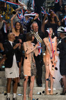 Jean_Paul_Gaultier_Spring_2015_0Sr_CQxy4ZKx.jpg