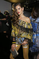 Jean_Paul_Gaultier_Spring_2015_Backstage_5KE_NT6rIYex.jpg