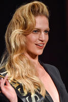 Jean_Paul_Gaultier_Spring_2015_Details_70__C3uExEfx.jpg