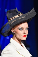 Jean_Paul_Gaultier_Spring_2015_Details_KAi51zmLkXIx.jpg