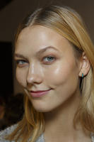 Isabel_Marant_Spring_2015_Backstage_45Fye_ryW_Qx.jpg