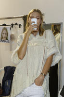 Isabel_Marant_Spring_2015_Backstage_NLXXjhRaevCx.jpg